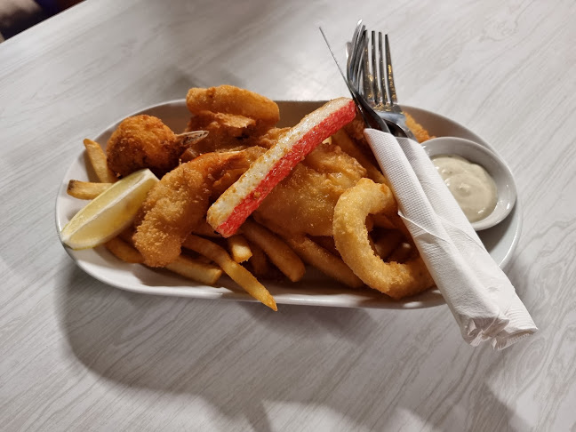 Opinii despre Roy's Fish and Chips Take Away Café & Sri Lankan Cuisine în Batemans Bay - Hospitality and gastronomy