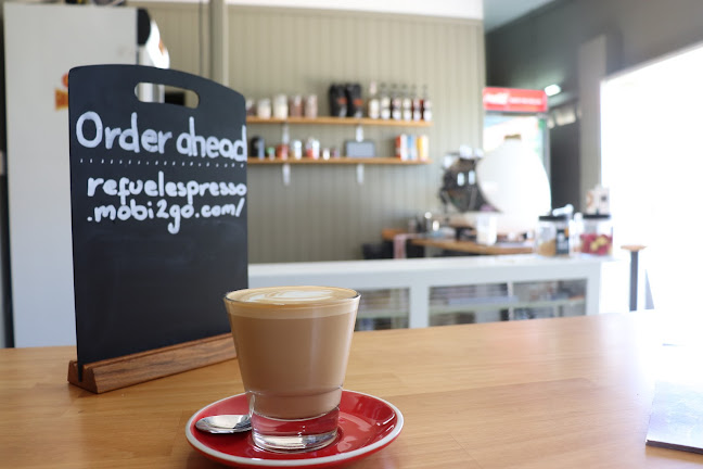 Comentarii opinii despre The Vintage Bee Coffee Co.