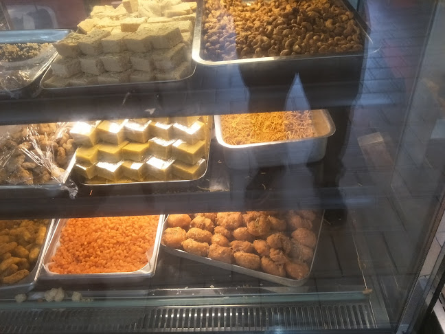 5 Palmers Rd Service Rd, Truganina VIC 3029