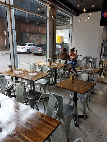 Comentarii opinii despre Food Hall