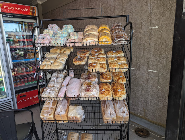 Crusty's Bakery - Palm Beach