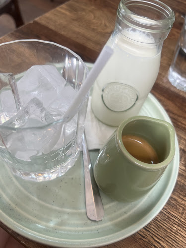 Indulge Bistro - Hospitality and gastronomy