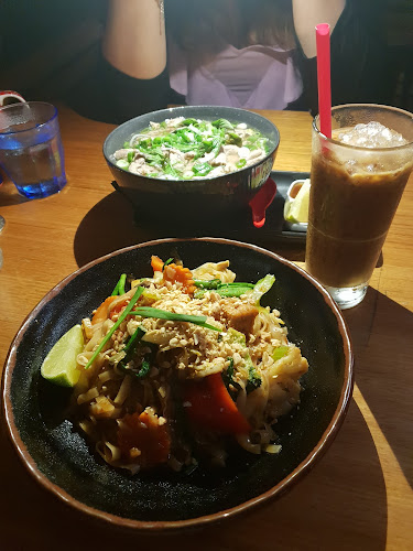 Opinii despre CHOW! în Darwin City - Hospitality and gastronomy