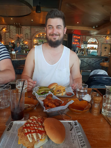 The Loose Moose - Hospitality and gastronomy