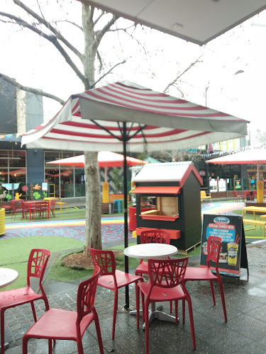 Opinii despre Cold Rock Ice Creamery Point Cook în Point Cook - Hospitality and gastronomy