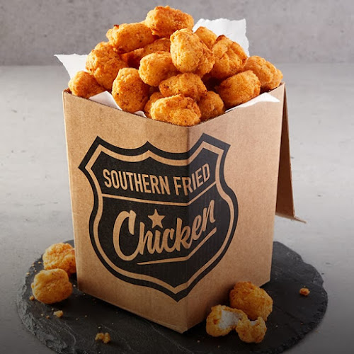 Domino's Pizza South Mackay - Hospitality and gastronomy