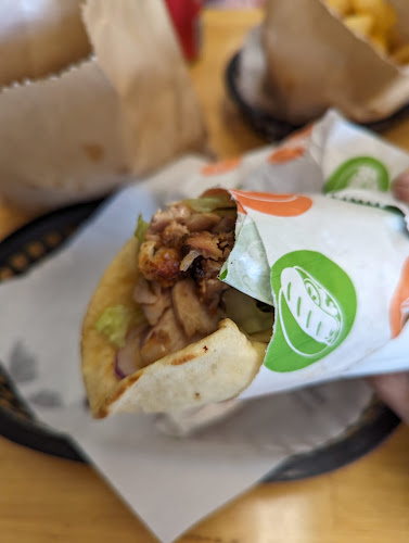 Comentarii opinii despre Souv & Burger Co.