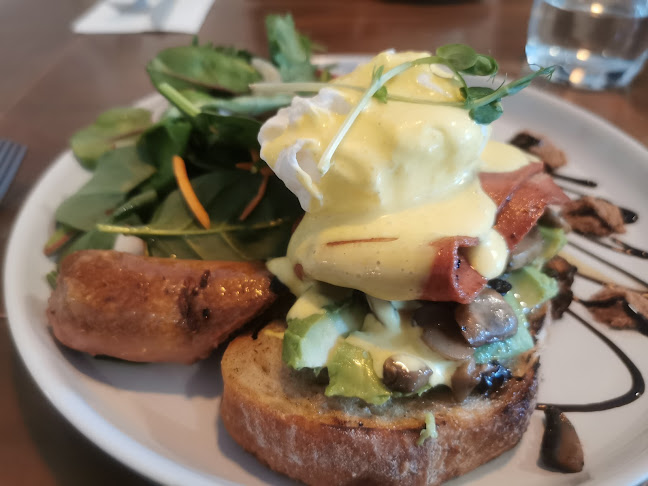 The Little Poet - Hospitality and gastronomy