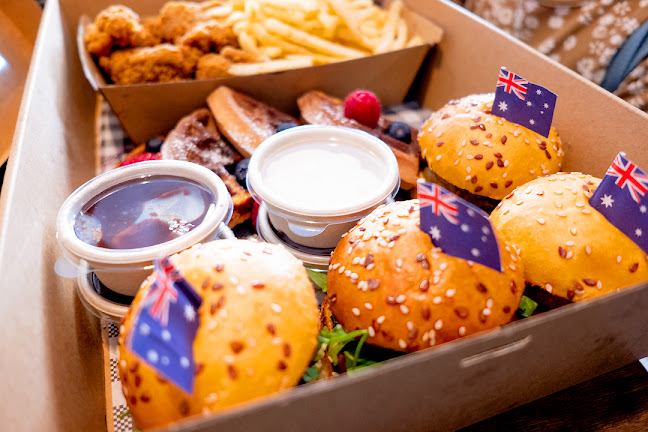 Bamboo Bean & Bamboo Burgers Cafe