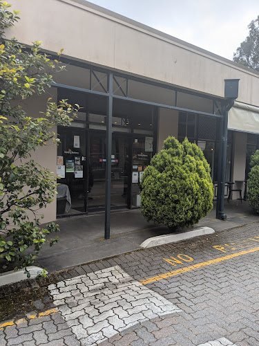 Shop 3 Oak Plaza, 11 Mount Barker Rd, Stirling SA 5152