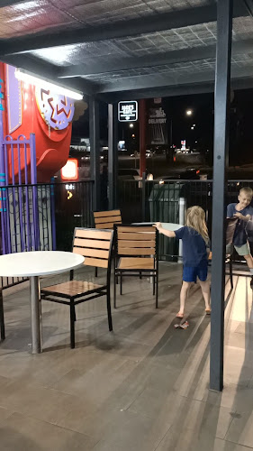 Hungry Jack's Burgers Burleigh West - Hospitality and gastronomy