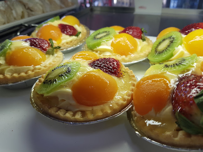 Buddy's Hot Bread - Melton