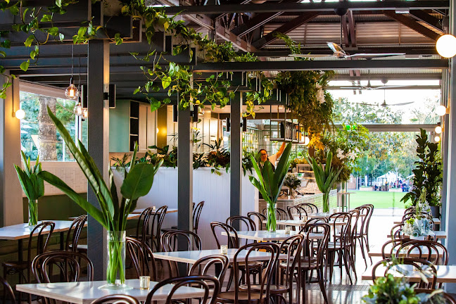 1 Parkland Blvd, Brisbane City QLD 4000