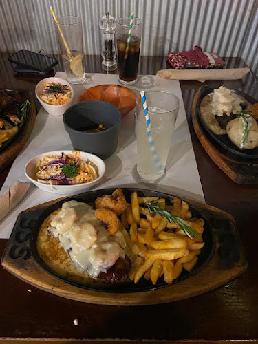 Comentarii opinii despre sSs BBQ Barns Bar N’ Grill