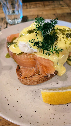 Mr. Benedict - Albury