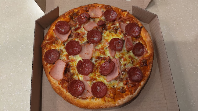 4/82 Hale Rd, Forrestfield WA 6058