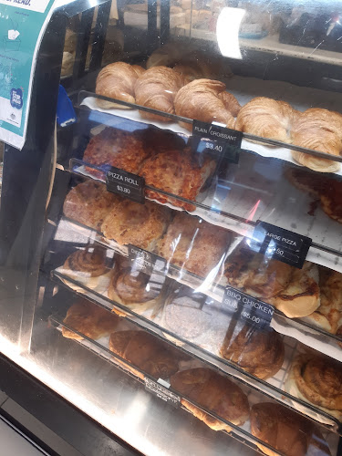 24 Tedder Ave, Main Beach QLD 4217