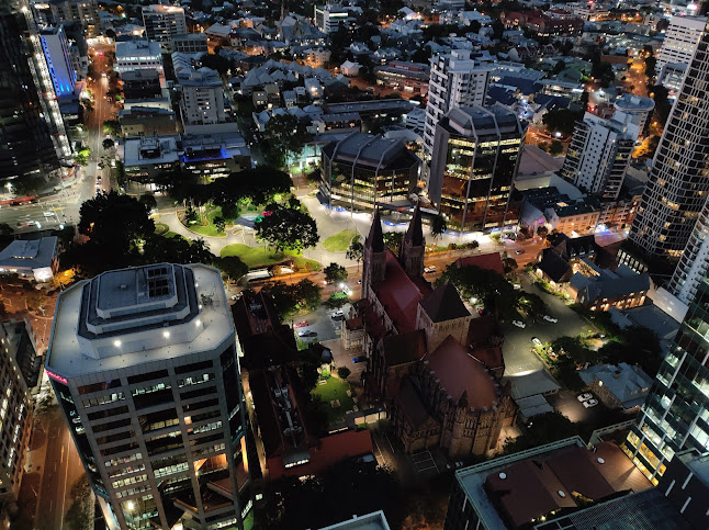 Comentarii opinii despre BWS Aurora Tower