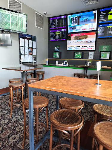 Westfield Shopping Center, 1 N Lakes Dr, North Lakes QLD 4509