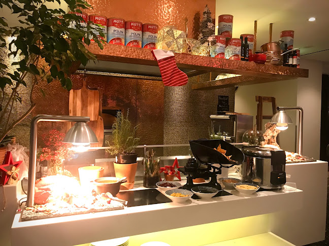 Comentarii opinii despre Feast at Sheraton Grand Sydney Hyde Park