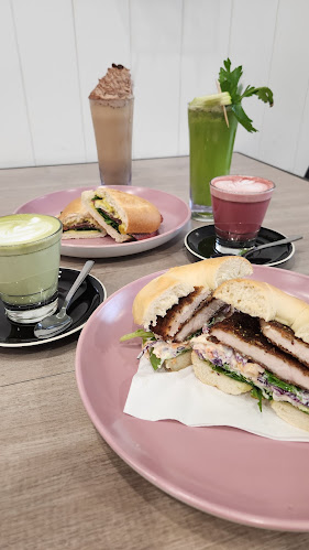 Comentarii opinii despre Melt On Napier