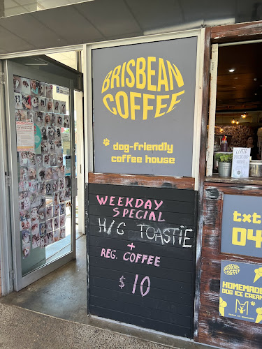 Brisbean Coffee - Hospitality and gastronomy