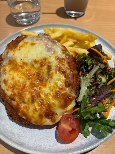 223 Main Rd, Golden Point VIC 3350