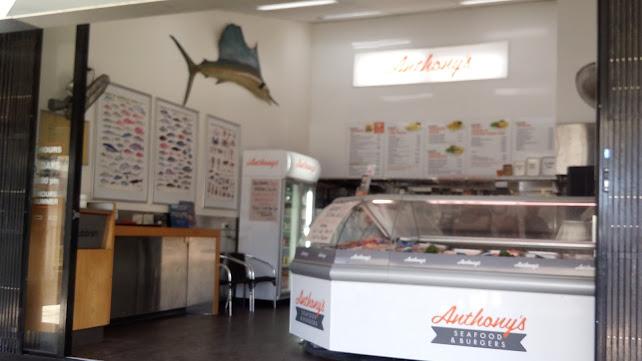 Comentarii opinii despre Anthony's Seafood & Burgers