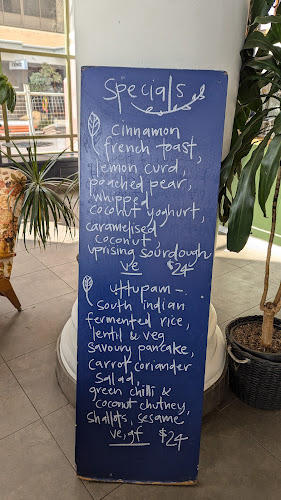 Comentarii opinii despre Momo Wholefood