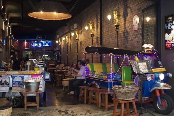 Thanon Khaosan - Hospitality and gastronomy