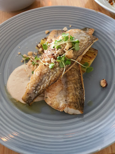 IPSOS Restaurant & Bar - Hospitality and gastronomy