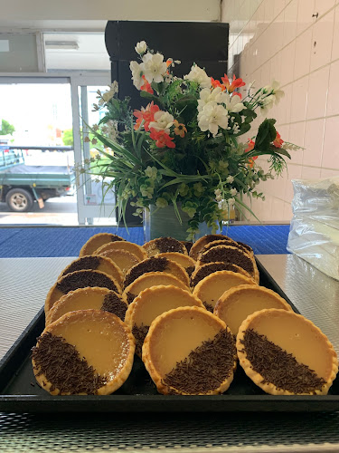 Lee's Cakes & Pastries Bakery Palm Beach - Palm Beach