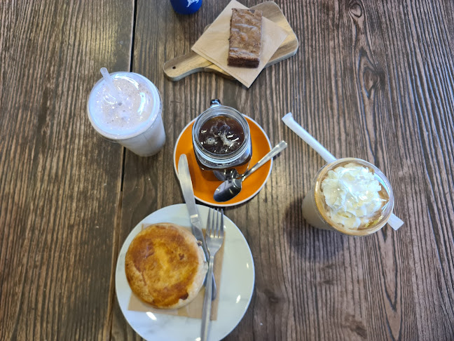 Central Bliss Cafe - Taree