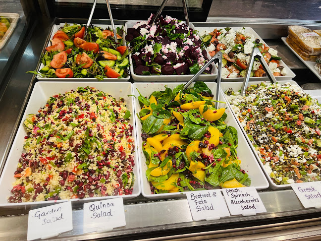 Comentarii opinii despre Cafe Blahnik & corporate Catering