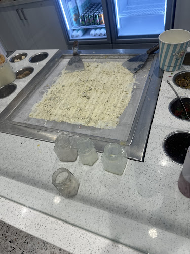 Rollys Tarneit - Hospitality and gastronomy