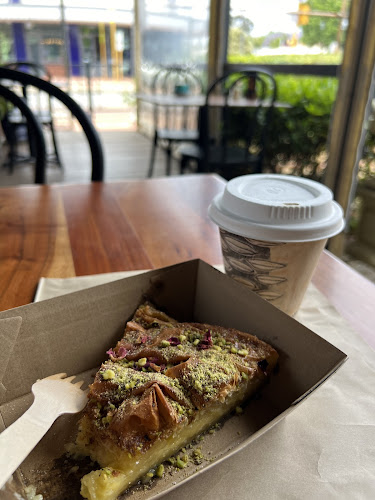 905 Beaufort St, Inglewood WA 6052