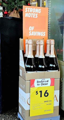 Comentarii opinii despre BWS Westside Drive