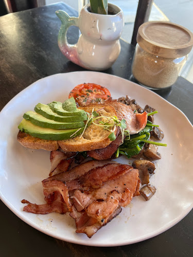 The Lansdowne Cafe - West Hobart