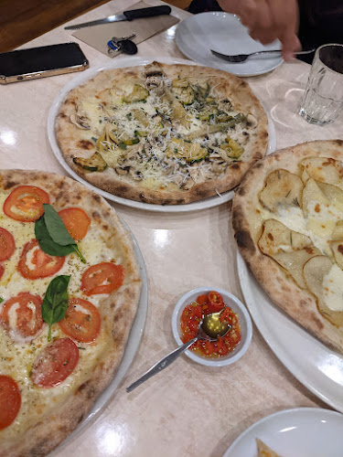 Opinii despre Lupa Woodfired Pizza în Wollongong - Hospitality and gastronomy