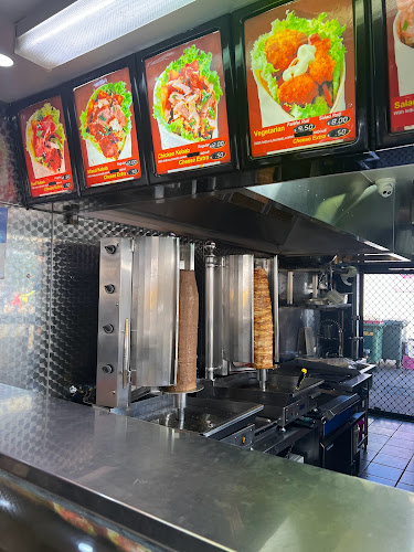 Opinii despre Oasis Village Kebabs în Hamilton - Hospitality and gastronomy