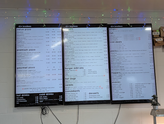 Bradlees Beachside Takeaway - Hospitality and gastronomy