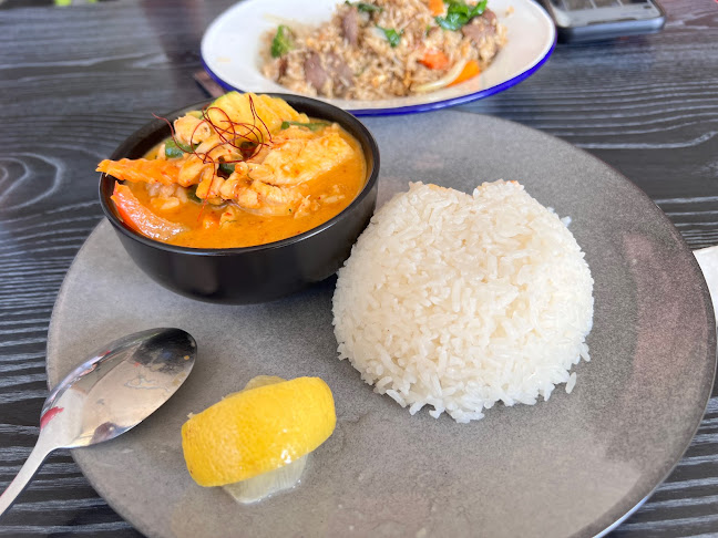 Crestwood Plaza Shopping Centre, 458 Olsen Ave, Molendinar QLD 4214