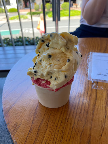 Comentarii opinii despre Amo Gelato Caffe