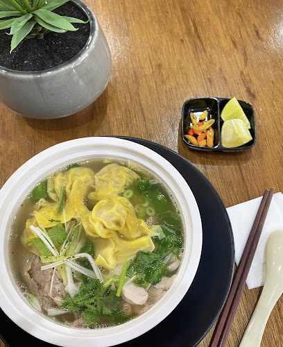 Opinii despre THE BAMI WINNELLIE în Winnellie - Hospitality and gastronomy