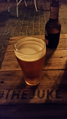 Comentarii opinii despre The Grovedale Hotel