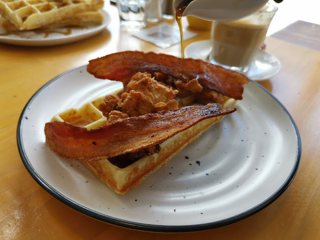 Comentarii opinii despre Waffle On Cafe