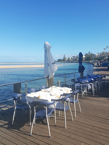 WatersEdge Seafood Restaurant - Hospitality and gastronomy