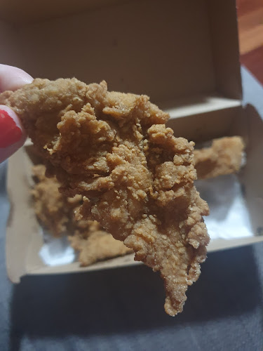 Opinii despre Country Fried Chicken în Kingswood - Hospitality and gastronomy