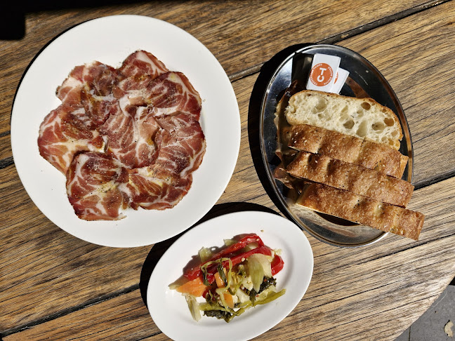 Pieno - Hospitality and gastronomy