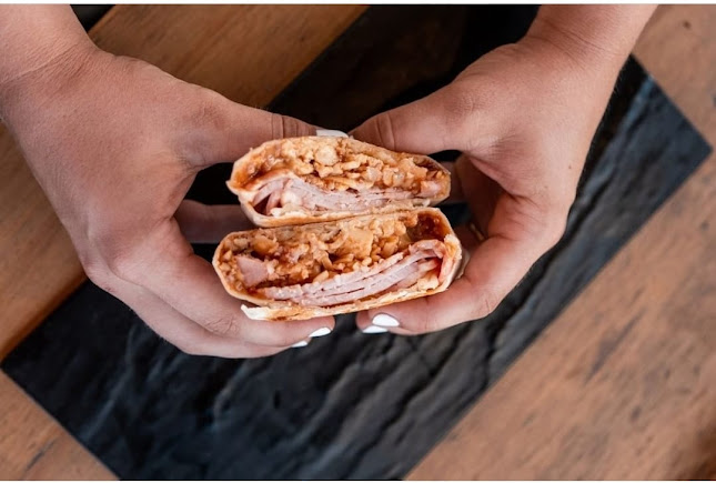 Opinii despre De Lokal în Thuringowa Central - Hospitality and gastronomy